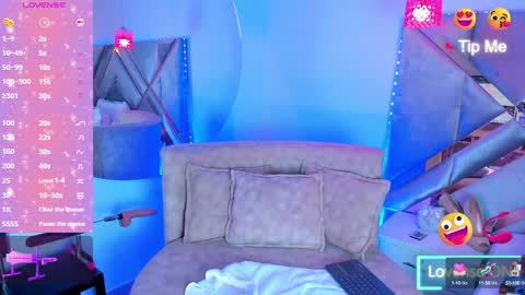 Liaa online show from December 29, 7:22 pm