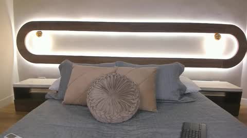 liah_evanss online show from September 9, 3:17 am