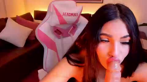 Liah online show from September 16, 1:06 am