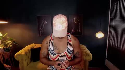 Liam online show from October 18, 7:58 pm