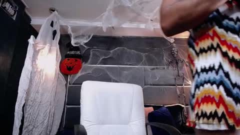 Liam online show from November 3, 7:26 pm