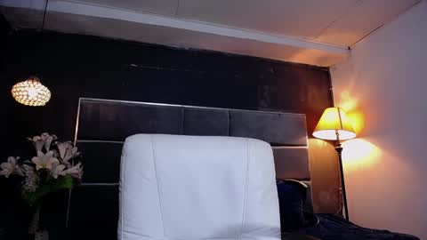 Liam online show from November 29, 7:28 pm