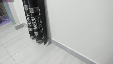 LIAM KLEIN online show from January 28, 11:17 am