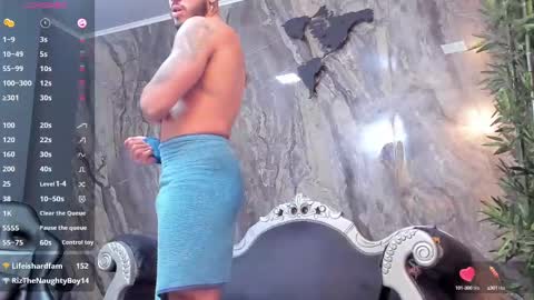 LIAM KLEIN online show from February 24, 2:37 pm