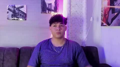 liam online show from November 16, 12:33 pm