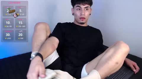 Snapshot of liam_ruiz_ chatting on September 13, 4:56 am Liam online show from September 13, 4:56 am