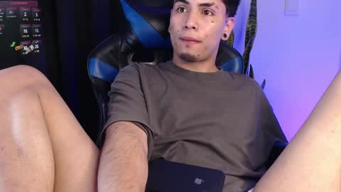 Snapshot of liam_ruiz_ chatting on October 5, 5:50 am Liam online show from October 5, 5:50 am