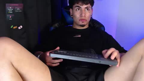 Snapshot of liam_ruiz_ chatting on December 14, 3:12 am Liam online show from December 14, 3:12 am