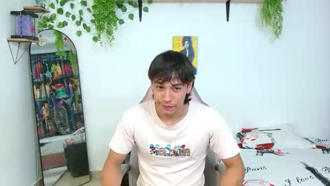 liamxul online show from September 23, 7:06 pm