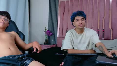 LiamANDjordan online show from October 29, 10:22 pm