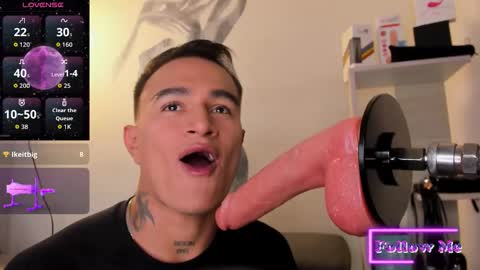 LiamDeep online show from November 21, 8:40 pm