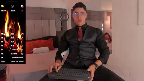 Liam online show from November 27, 12:40 pm