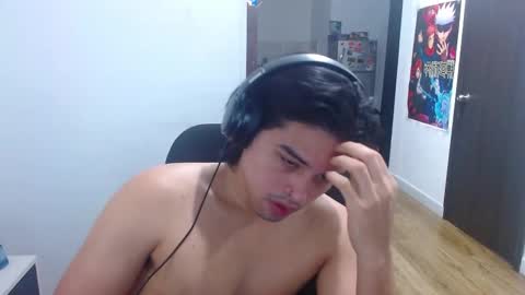 liamrides online show from September 12, 2:44 am