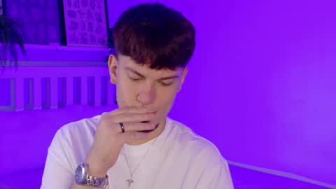 Liam Thunder online show from October 10, 7:57 pm