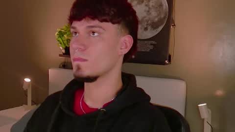 Liam Thunder online show from October 13, 7:36 pm