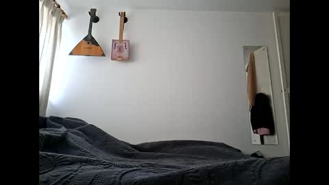 LiamCross online show from October 21, 8:15 am