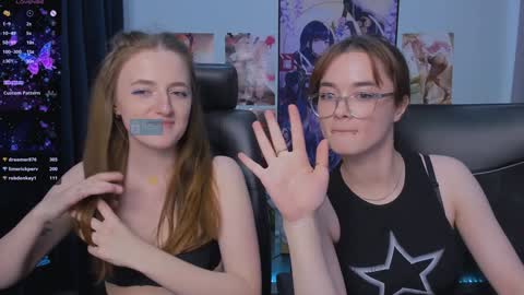 Little Liana  online show from December 17, 4:56 am