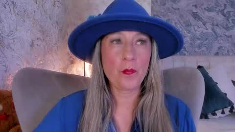 Lian online show from November 5, 7:58 pm