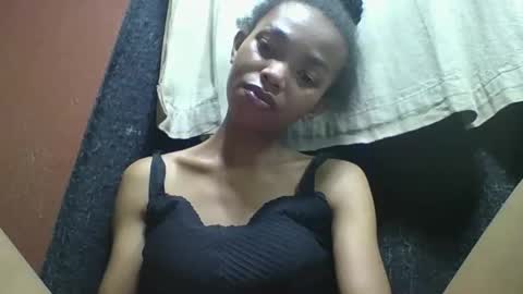 liaraisha online show from November 27, 7:05 pm