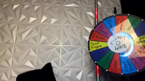 Lib ertine32 online show from September 9, 10:15 am