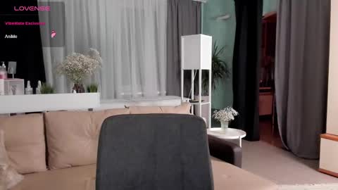 Snapshot of libby_nora chatting on January 9, 3:12 pm Libby online show from January 9, 3:12 pm