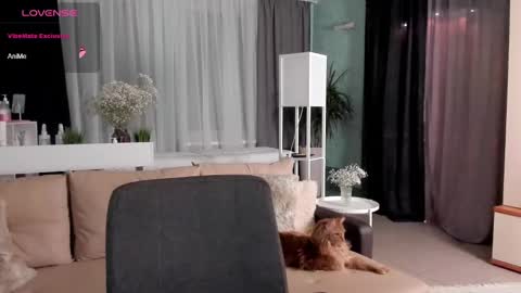 Snapshot of libby_nora chatting on January 9, 6:15 pm Libby online show from January 9, 6:15 pm