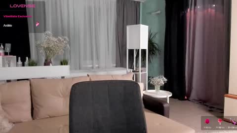 Snapshot of libby_nora chatting on January 11, 3:42 pm Libby online show from January 11, 3:42 pm