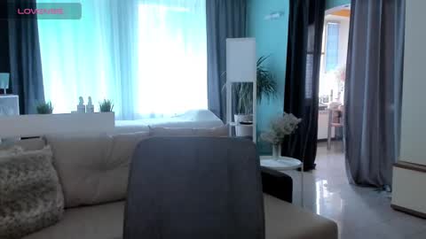 Snapshot of libby_nora chatting on February 28, 9:36 am Libby online show from February 28, 9:36 am