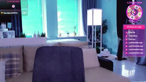 Snapshot of libby_nora chatting on September 12, 9:31 am Libby online show from September 12, 9:31 am