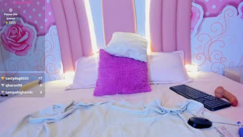 LIILY online show from January 3, 11:01 pm