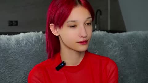 Emi online show from September 29, 2:22 pm