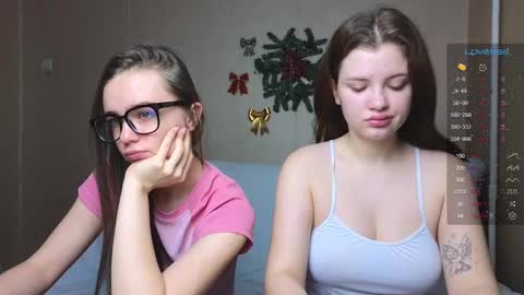 Snapshot of like_sun chatting on December 30, 2:53 am Call me Anna online show from December 30, 2:53 am