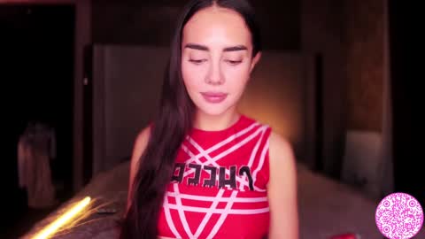 Snapshot of lil_gabbyg chatting on February 5, 3:55 am Gabriela online show from February 5, 3:55 am