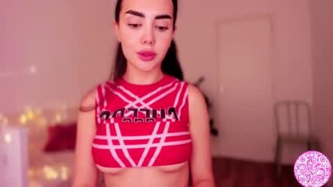 Snapshot of lil_gabbyg chatting on February 26, 8:04 am Gabriela online show from February 26, 8:04 am