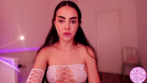 Snapshot of lil_gabbyg chatting on March 12, 8:19 am Gabriela online show from March 12, 8:19 am