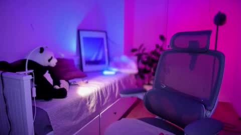 Snapshot of lil_gabbyg chatting on November 21, 9:57 pm Gabriela online show from November 21, 9:57 pm