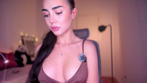 Snapshot of lil_gabbyg chatting on November 28, 7:16 pm Gabriela online show from November 28, 7:16 pm