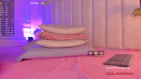 Hanna online show from December 15, 1:11 pm