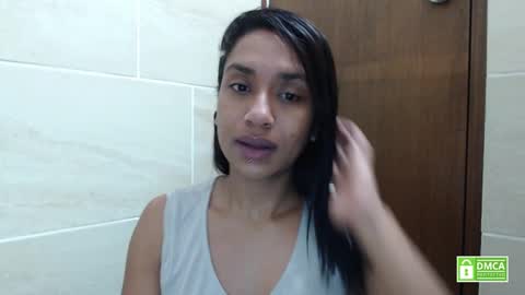 Snapshot of lil_ith chatting on February 5, 8:00 am Lilith online show from February 5, 8:00 am