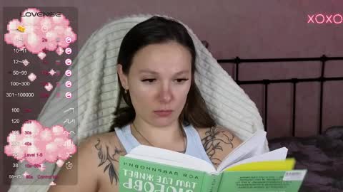 little moon online show from March 6, 7:54 pm