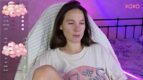 little moon online show from October 7, 8:50 pm