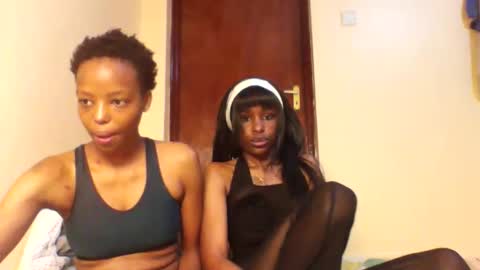 Snapshot of lil_miss9 chatting on September 27, 2:11 pm Lil miss online show from September 27, 2:11 pm