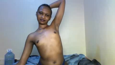 Snapshot of lil_miss9 chatting on November 27, 10:45 pm Lil miss online show from November 27, 10:45 pm