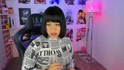 Snapshot of lila_jordan_ chatting on October 22, 12:05 pm Lila Jordan online show from October 22, 12:05 pm