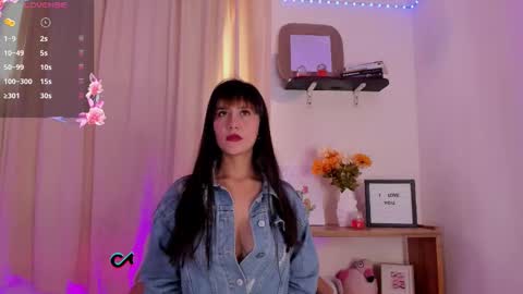 Lila  online show from October 13, 7:36 pm