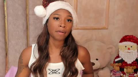 Snapshot of lilabeily chatting on December 15, 11:31 pm lila bailey online show from December 15, 11:31 pm