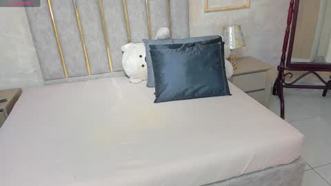 Snapshot of lilabeily chatting on January 4, 7:34 pm lila bailey online show from January 4, 7:34 pm