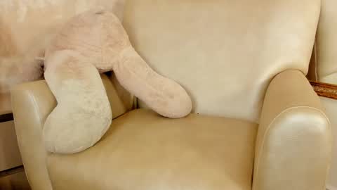 Snapshot of lilabeily chatting on February 22, 1:55 am lila bailey online show from February 22, 1:55 am