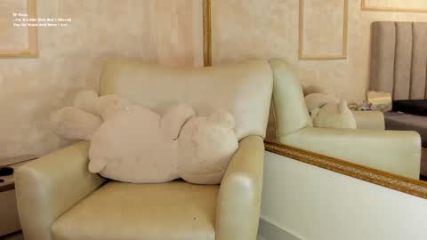 Snapshot of lilabeily chatting on March 4, 1:45 am lila bailey online show from March 4, 1:45 am