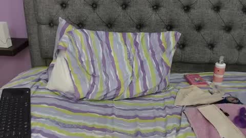 Lilasuni online show from December 14, 8:51 pm